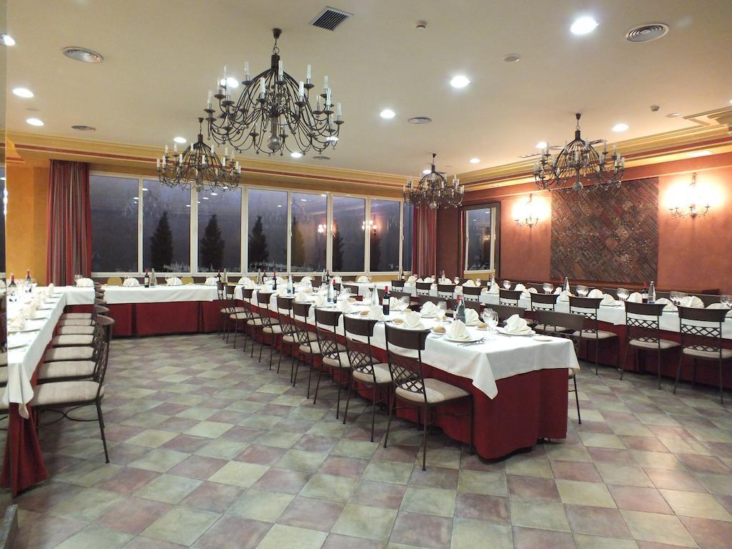Hotel Pamplona Villava Zewnętrze zdjęcie