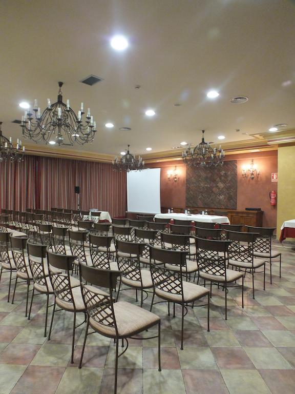 Hotel Pamplona Villava Zewnętrze zdjęcie
